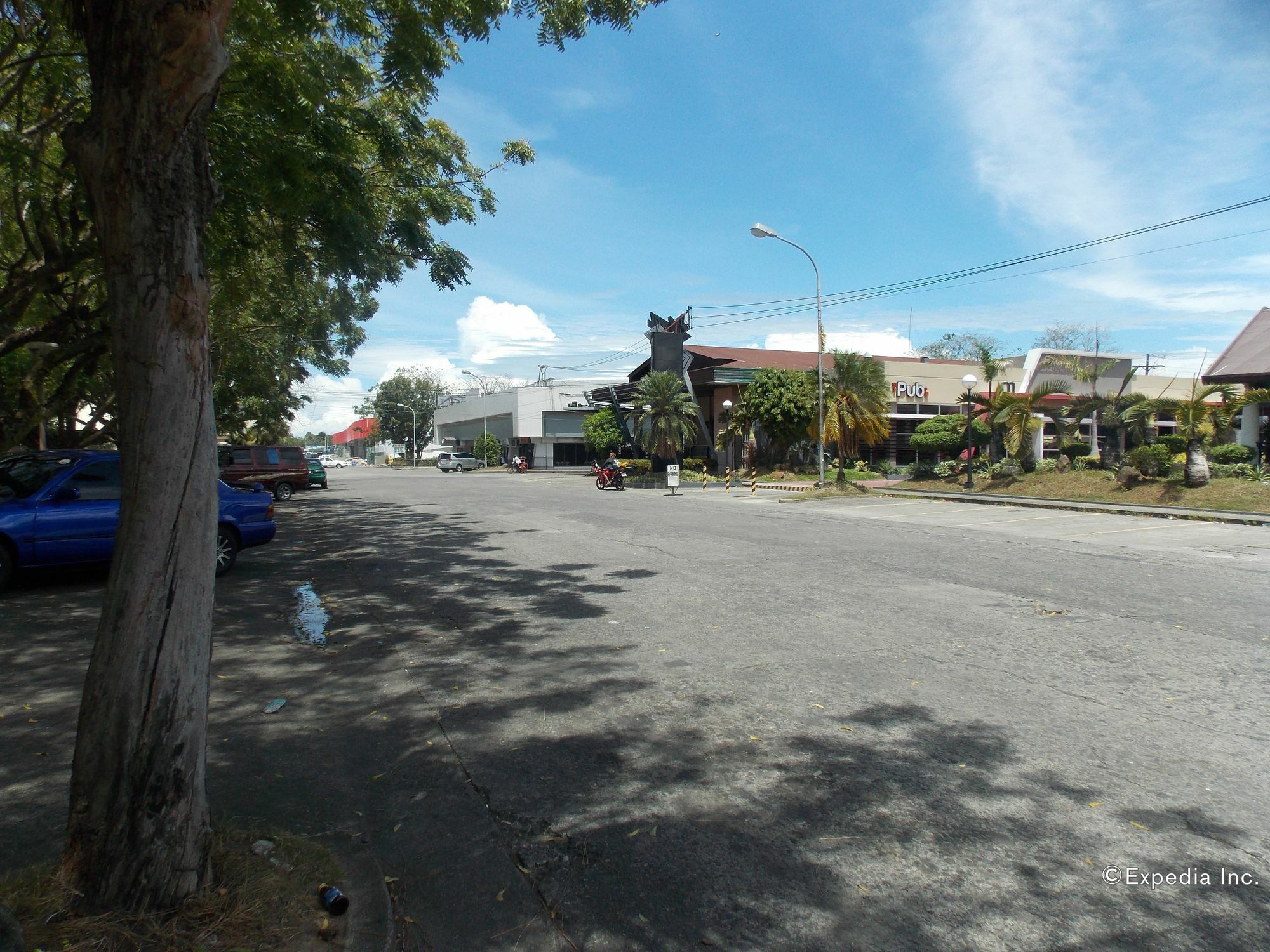 Goldenfield Kundutel Hotel Bacolod Exterior photo